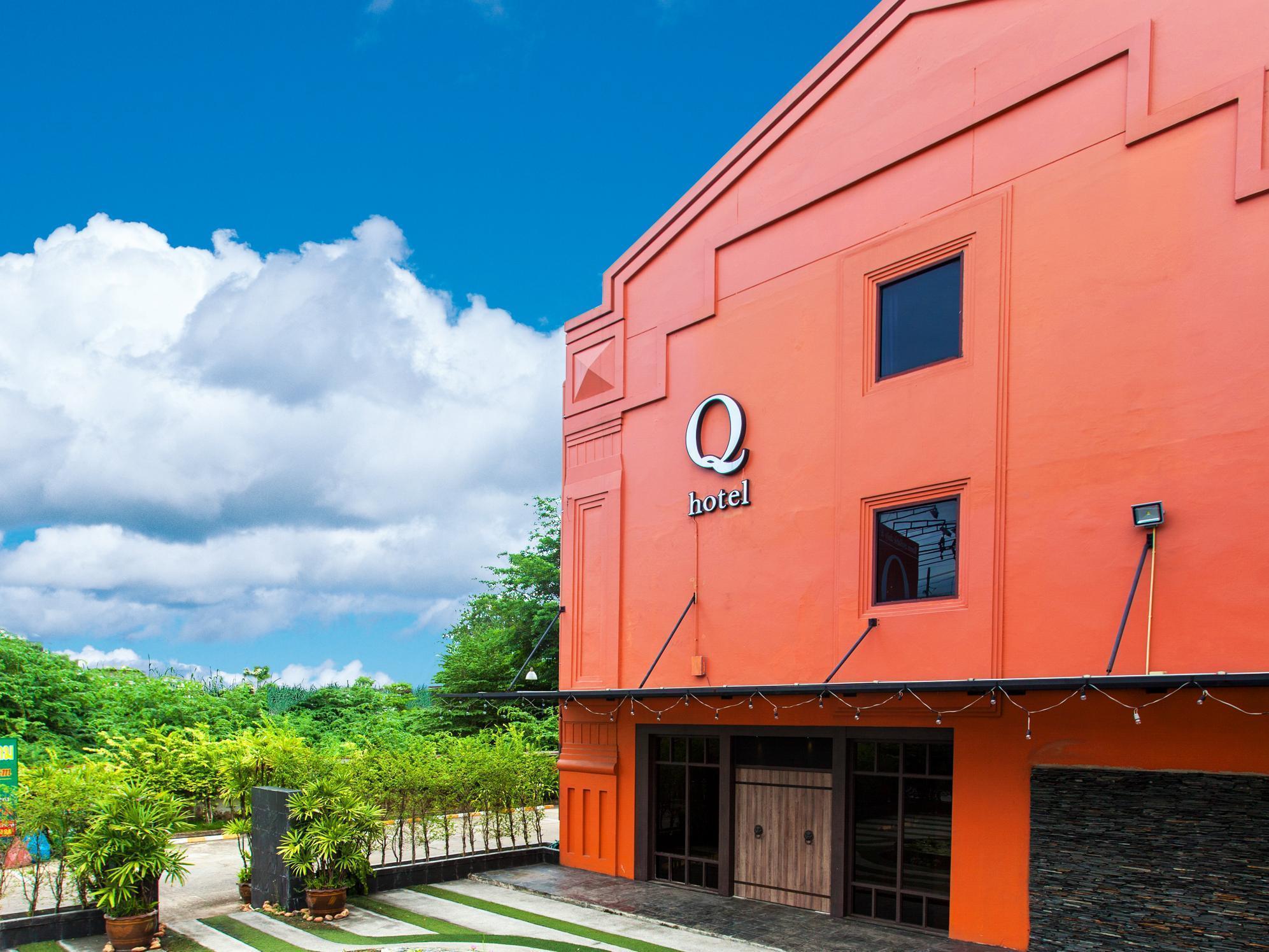 Q Hotel Bangkok Exterior foto
